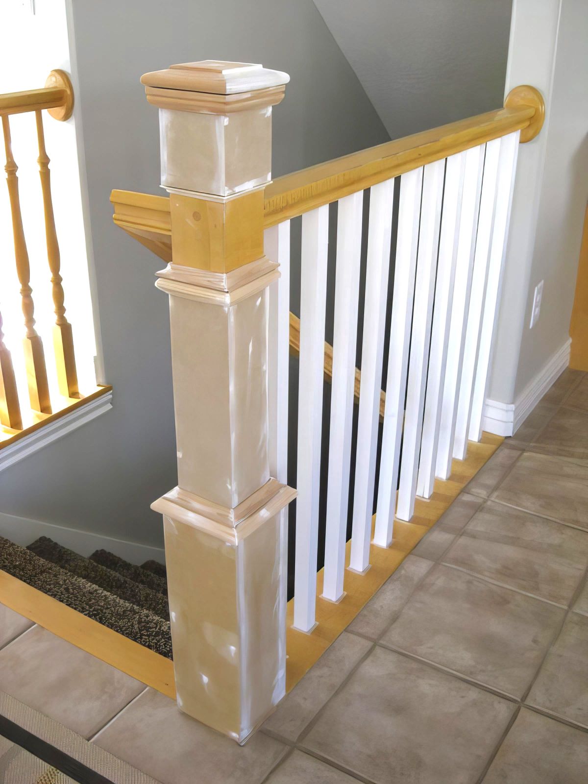 19 Diy Stair Banister Refacing And Renovation TDA Decorating And Design Featured On @Remodelaholic 600x800 115649