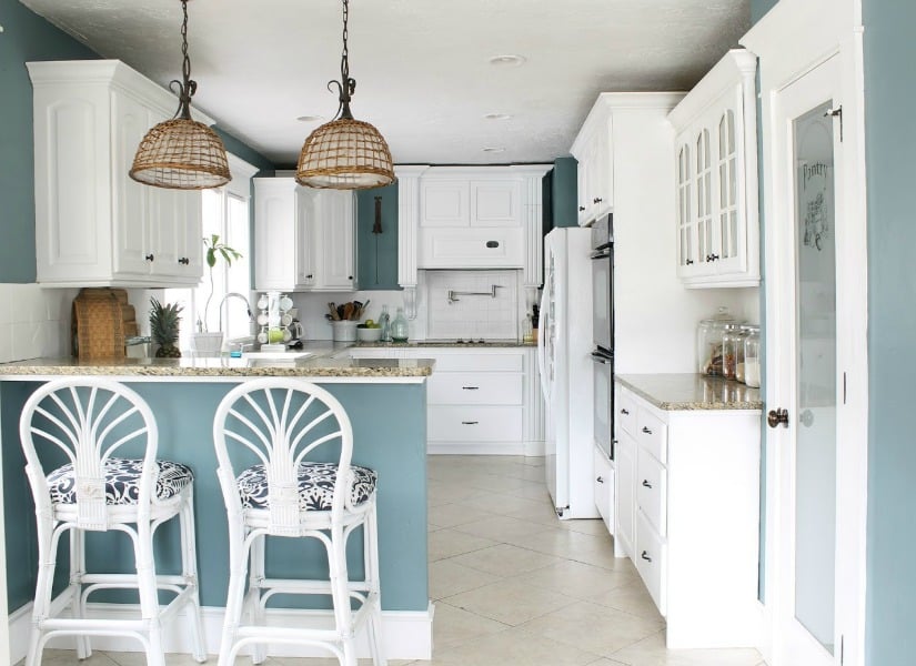 Color Spotlight: Benjamin Moore Aegean Teal