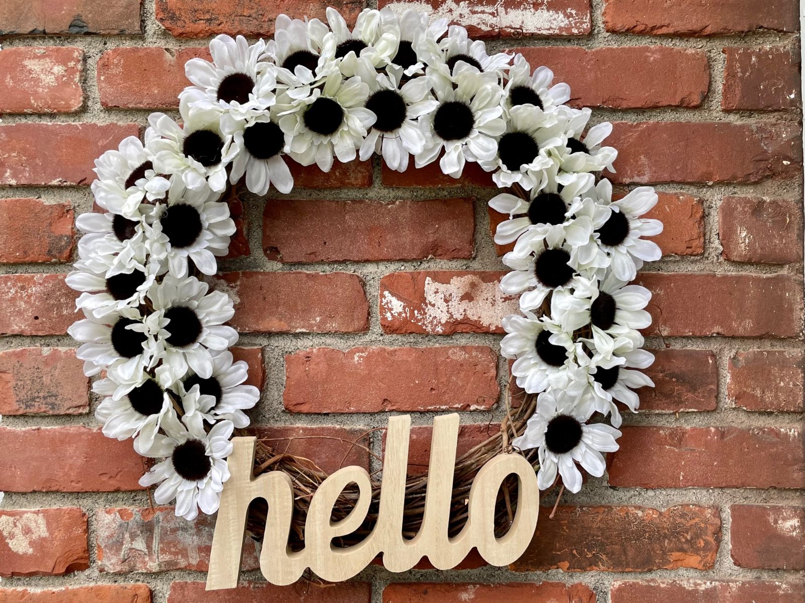 DIY Dollar Tree Hello Wreath With Flowers, Remodelaholic (6)