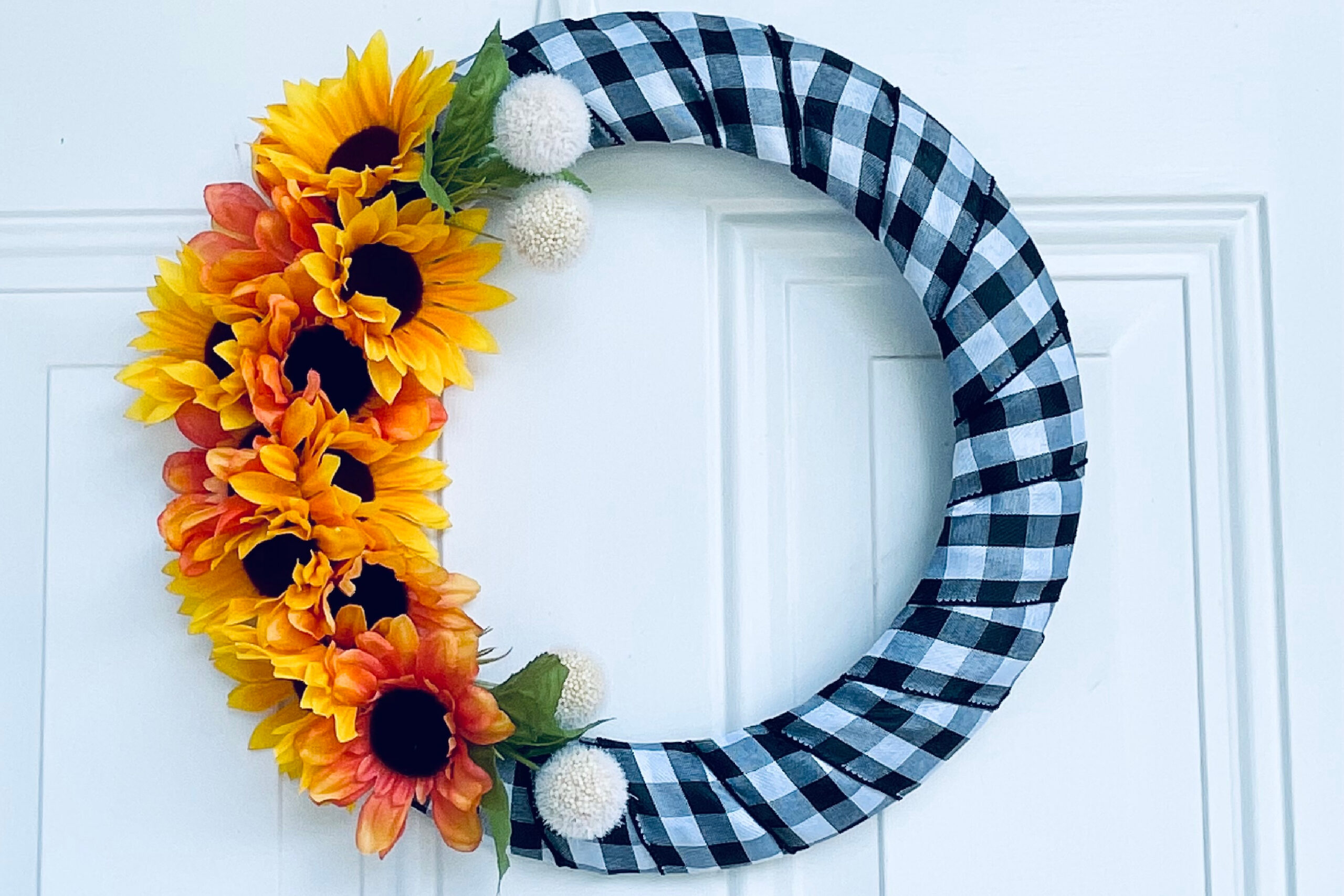 DIY Dollar Tree Sunflower Wreath With Farmhouse Buffalo Check Fabric, Remodelaholic