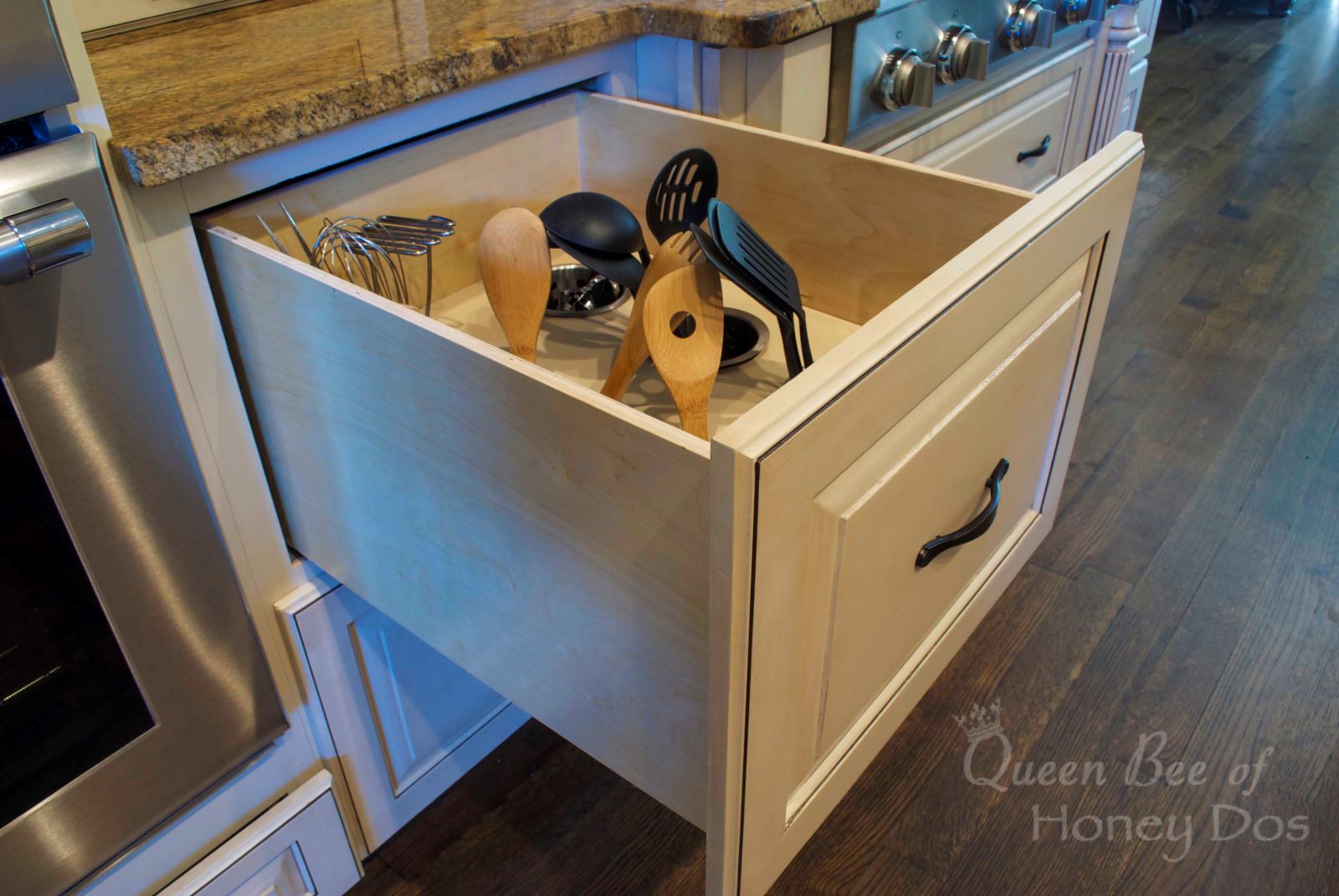 DIY Kitchen Utensil Drawer Organizer Upright Utensils Deep Drawer Tutorial Queen Bee Of Honey Dos On @Remodelaholic