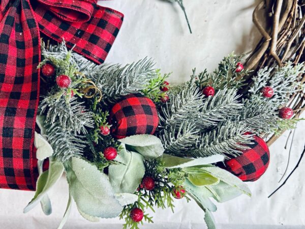 Easy Farmhouse Christmas Wreath DIY From Dollar Tree, Remodelaholic (8)