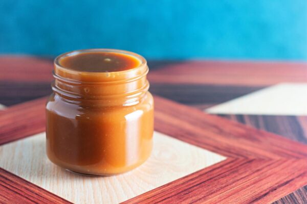 Easy Homemade Caramel Sauce 1