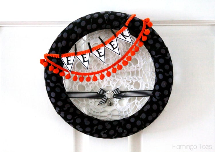 25 Cute Halloween Wreaths