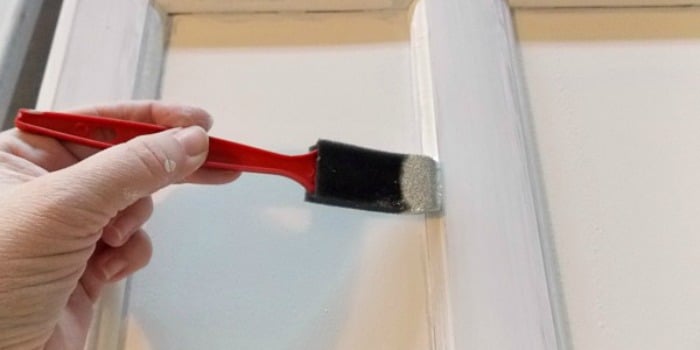 How to Paint Cabinet Doors