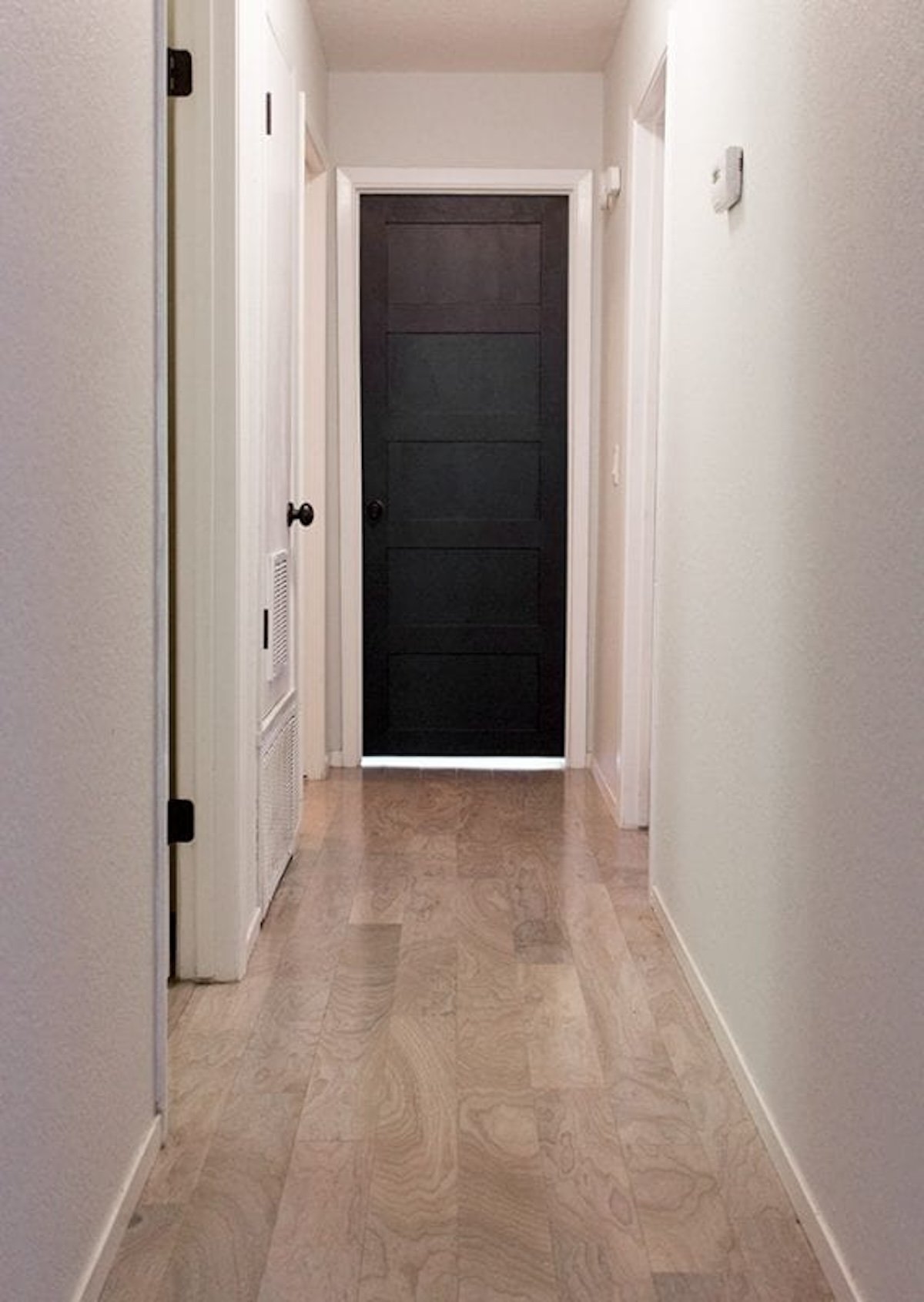 How To Add Style To An Plain Door By Jenna Sue Design Co Featured On @Remodelaholic 568x800