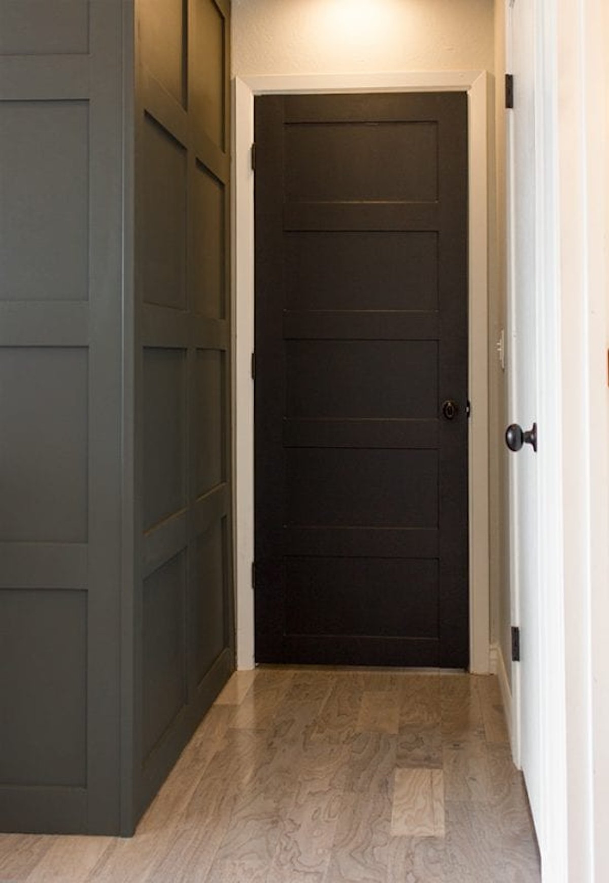 How To Create A Stylish 5 Panelled Door By Jenna Sue Design Co Featured On @Remodelaholic 552x800