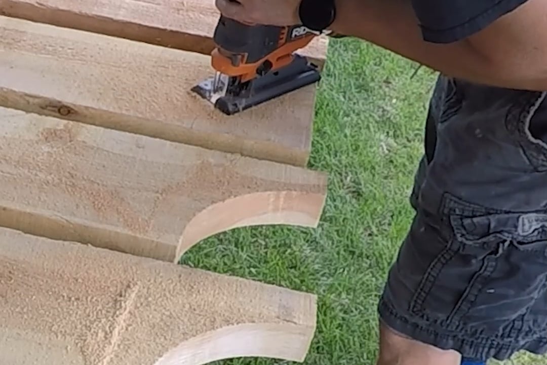 How To Cut Rafter Tail Designs For Pergola Arbor Beams Remodelaholic