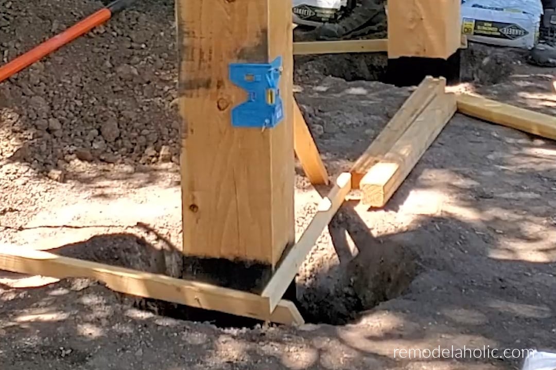 How To Place And Level Arbor Swing Posts 8x8 36 In Hole, Remodelaholic