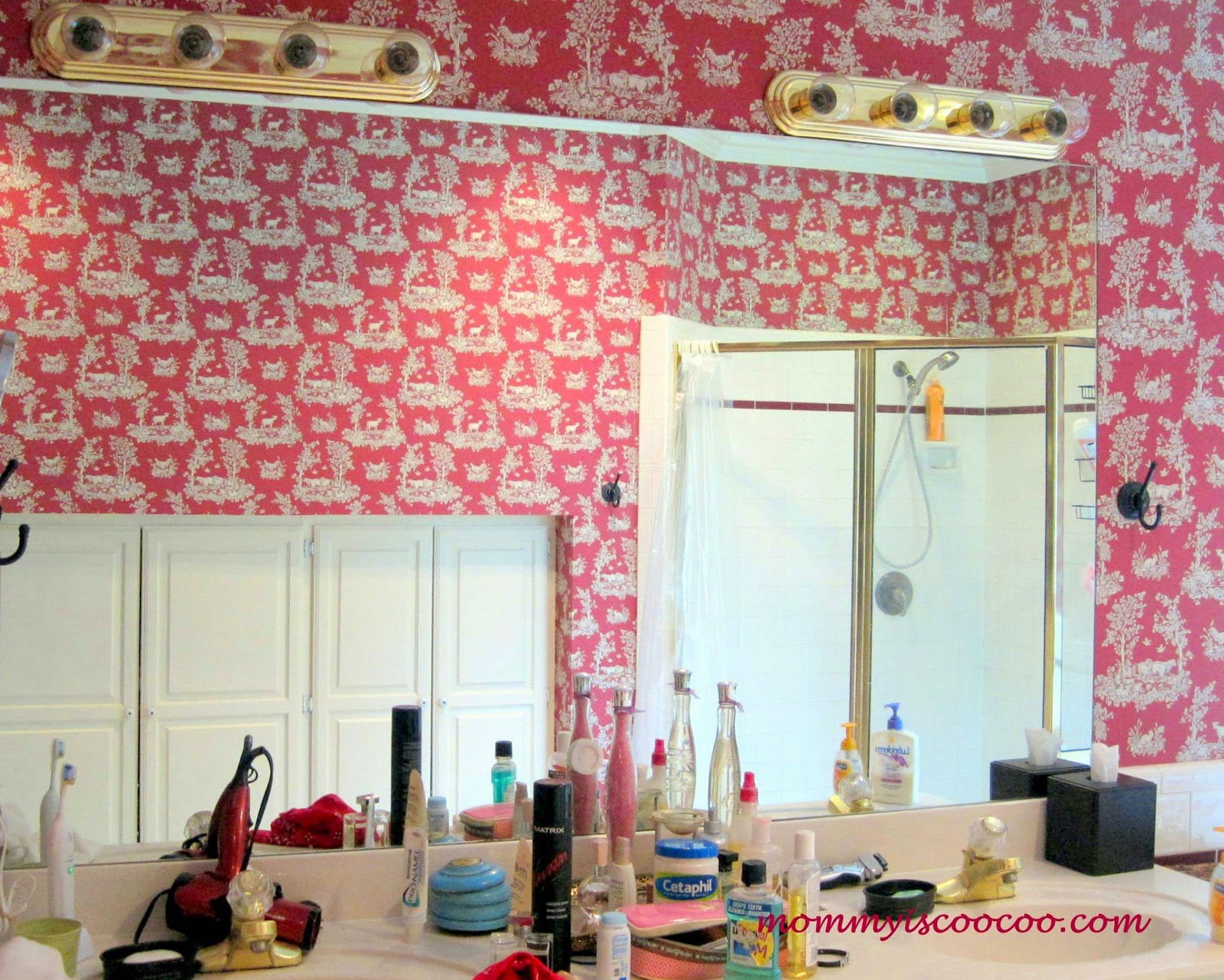 how to remove a large vanity mirror, Mommy is Coocoo on Remodelaholic