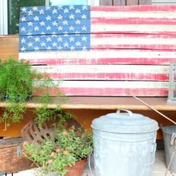 Pallet Flag On Porch 600x371 1