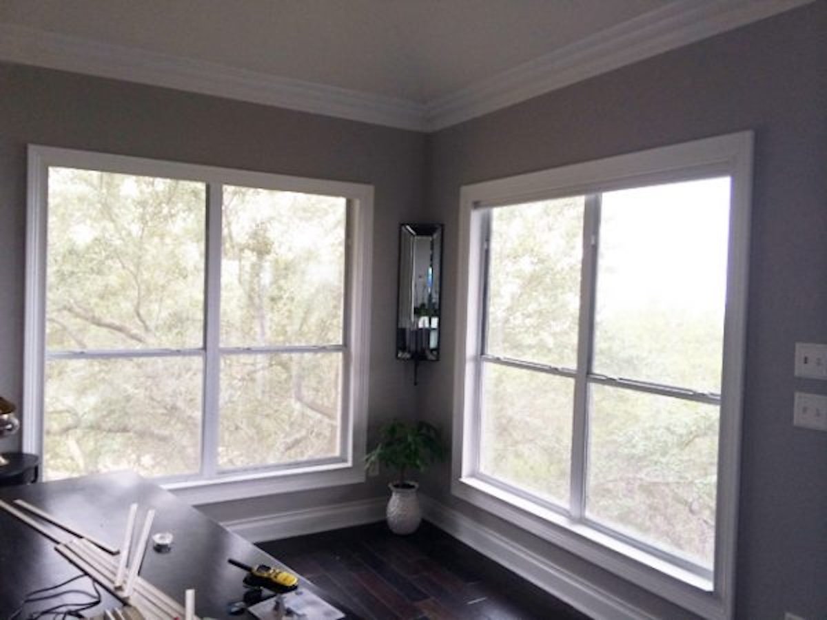 Windows Before DIY Mullion Grids The Rozy Home Featured On @Remodelaholic 600x450